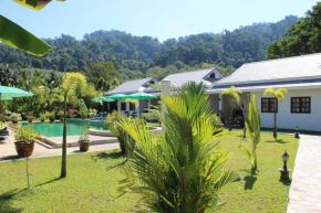 Villa Colina Khao Lak Rooms and Bungalows - Adults Only